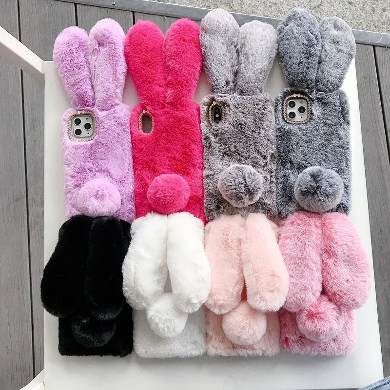 Pūkuotas "iPhone" telefono dėklas