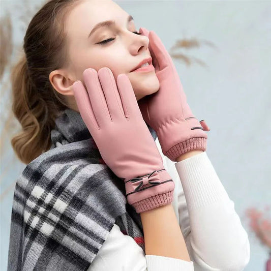 Vandeniui ir šalčiui atsparios žieminės pirštinės