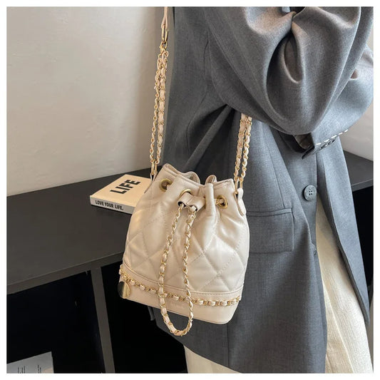 Retro stiliaus rankinė