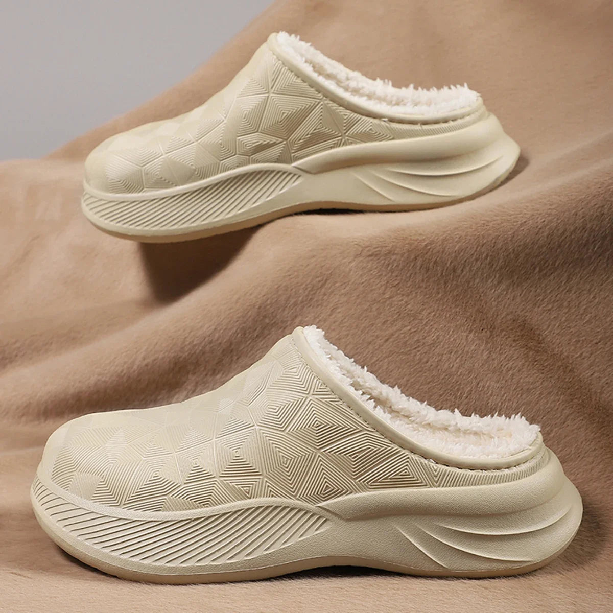 Šiltos lauko šlpetės „CozyStep“