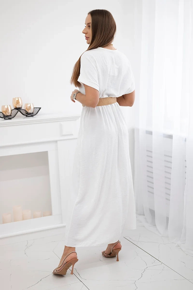 Ilga suknelė su dekoratyviniu diržu - Balta