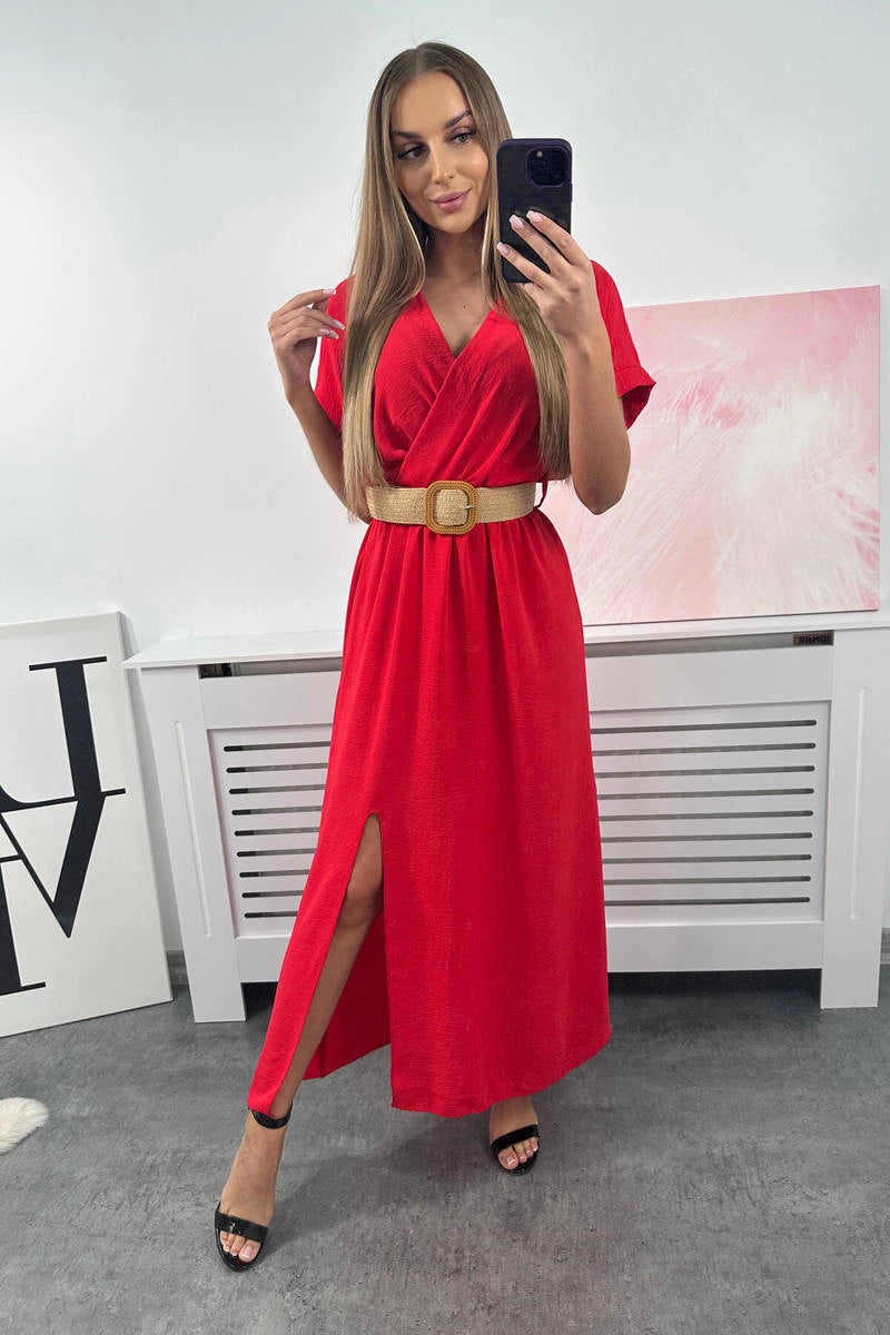 Ilga suknelė su dekoratyviniu diržu -  Raudona