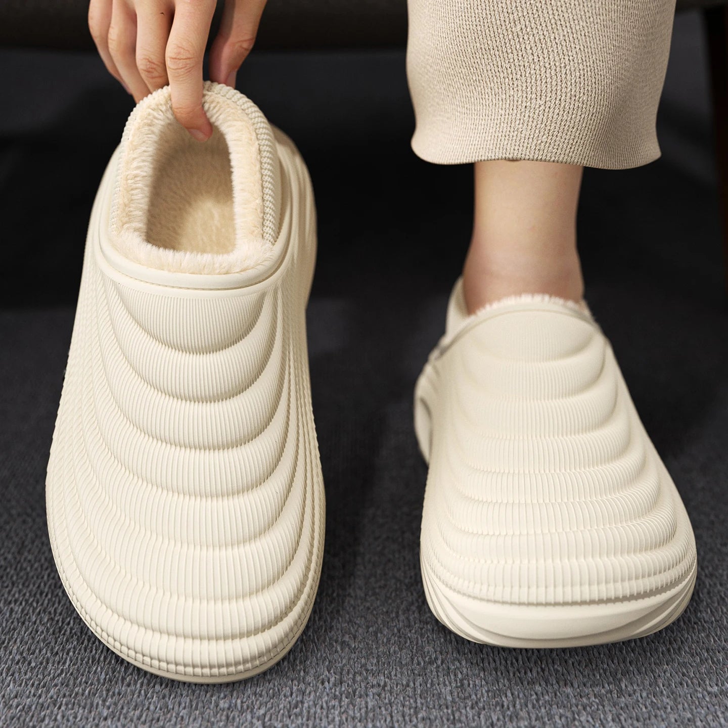 Universalios lauko/ namų šlepetės