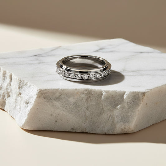 Sukamasis "Moisanito" nusiraminimo žiedas