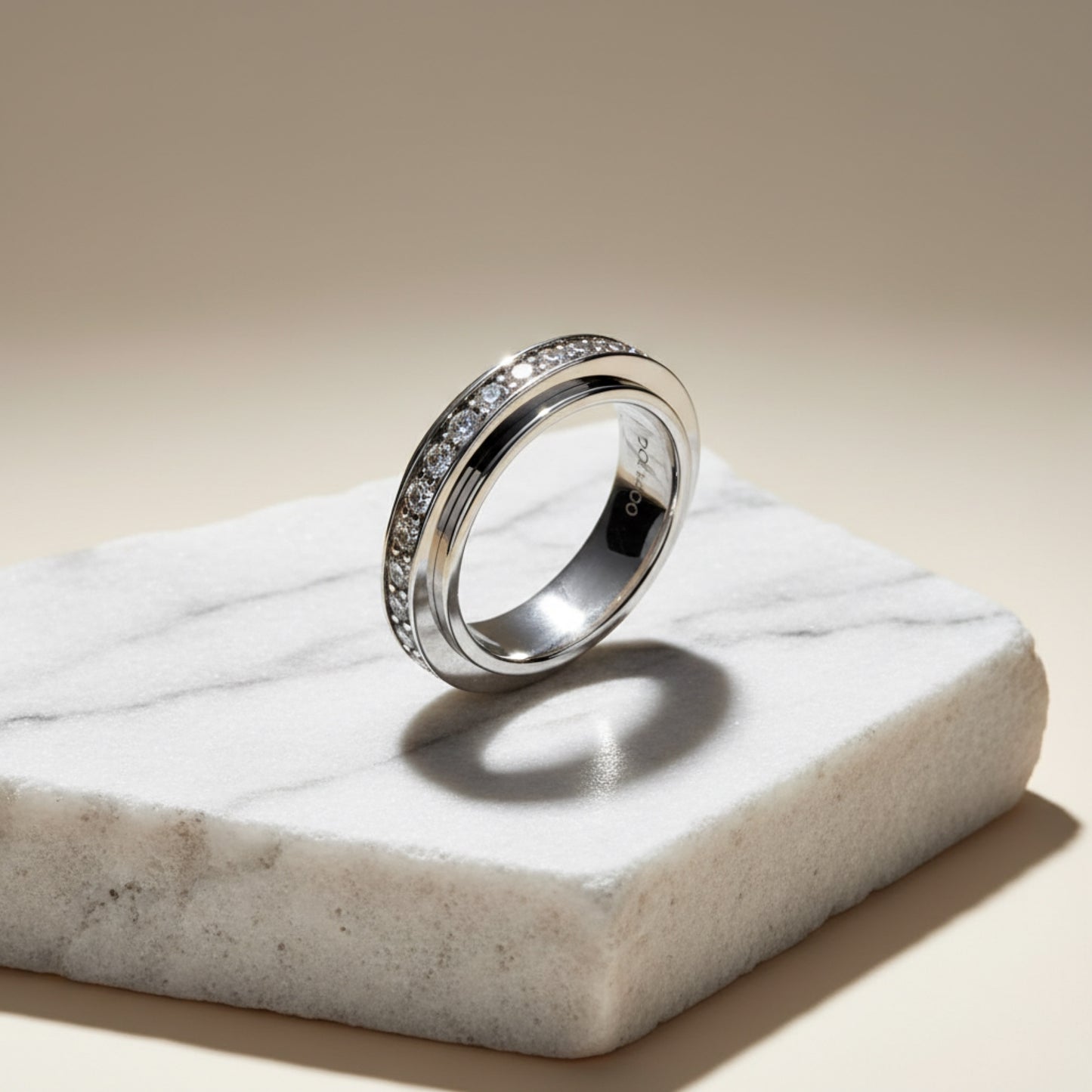 Sukamasis "Moisanito" nusiraminimo žiedas