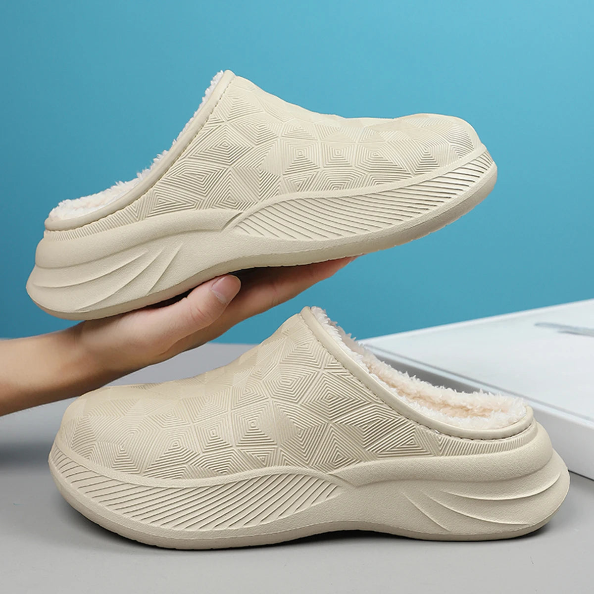 Šiltos lauko šlpetės „CozyStep“